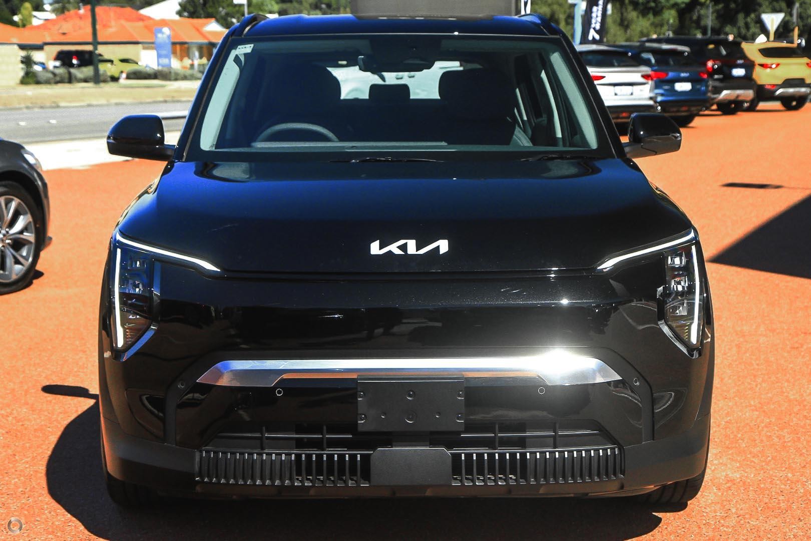 Kia Ev3 image 2