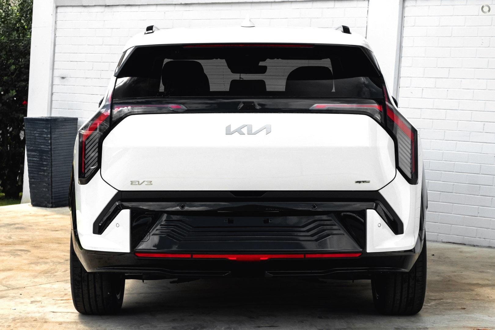 Kia Ev3 image 3