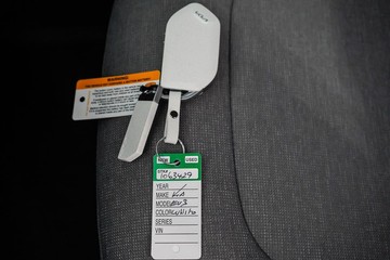 https://dvg-vehicle-assets.s3.amazonaws.com/1063429/3zkict2iextp7gkkeiy59wmcn.jpg