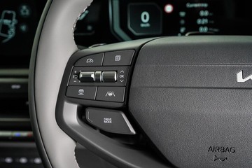 https://dvg-vehicle-assets.s3.amazonaws.com/1063429/8rkeqzhzz4xe3x7e2l2he9kpp.jpg