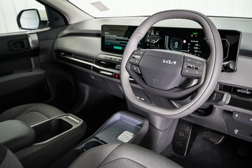 https://dvg-vehicle-assets.s3.amazonaws.com/1063429/cv8hbycyzabs03b1fx8x3sfii.jpg