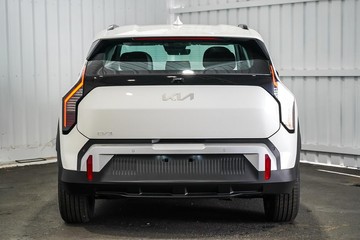 https://dvg-vehicle-assets.s3.amazonaws.com/1063429/ehugisg12kg85u9grrme5556p.jpg