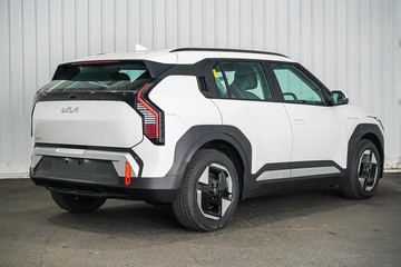 https://dvg-vehicle-assets.s3.amazonaws.com/1063441/eypu2i59w69yaioz9e9svj26x.jpg
