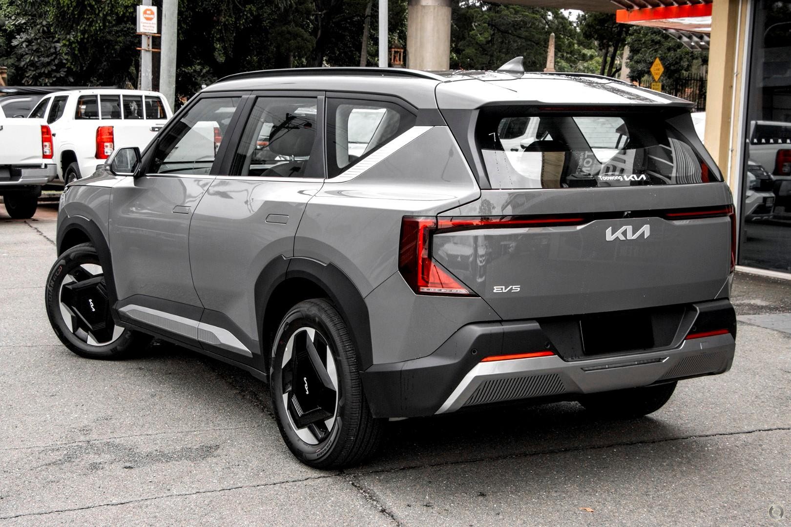 Kia Ev5 image 4
