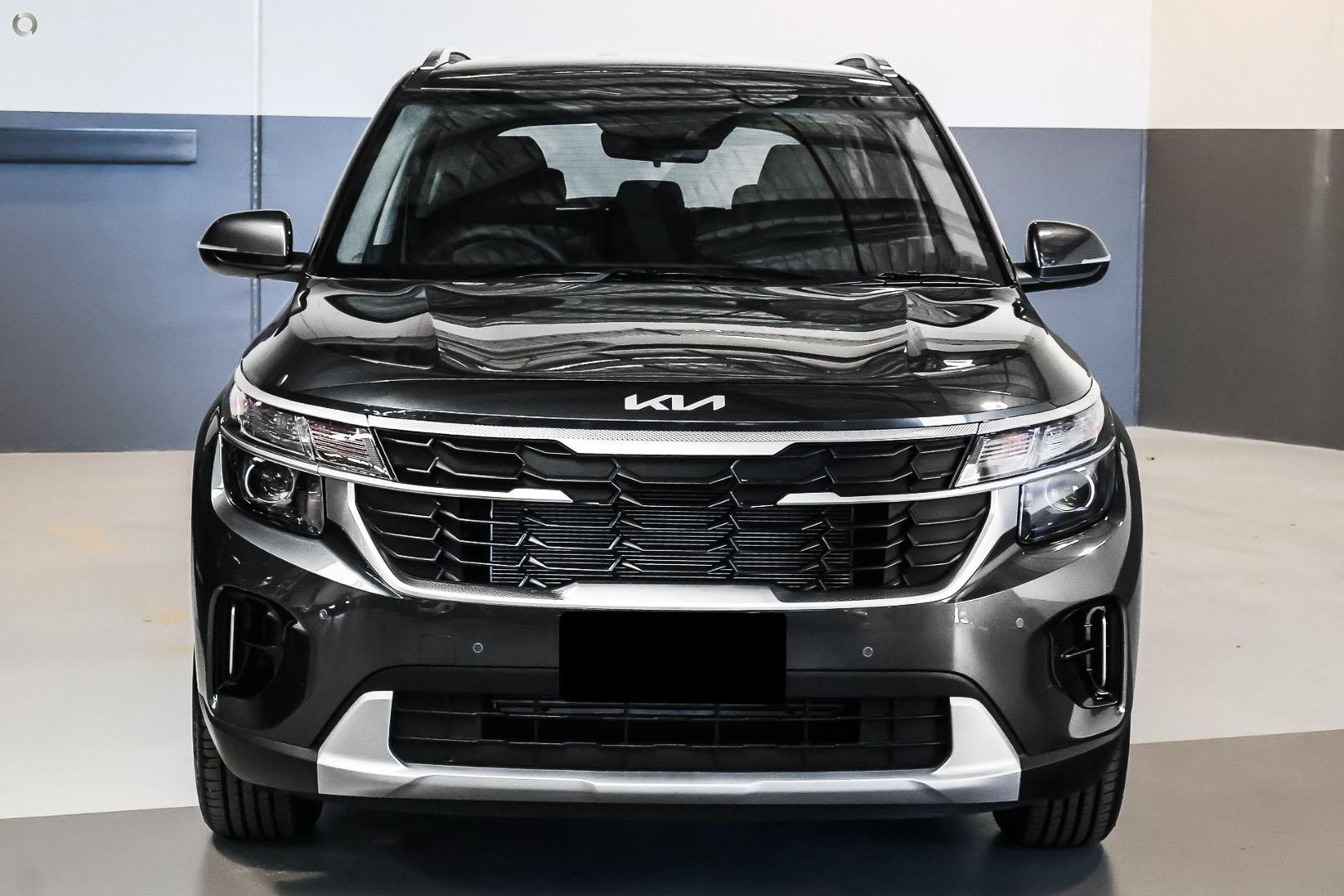 Kia Seltos image 2
