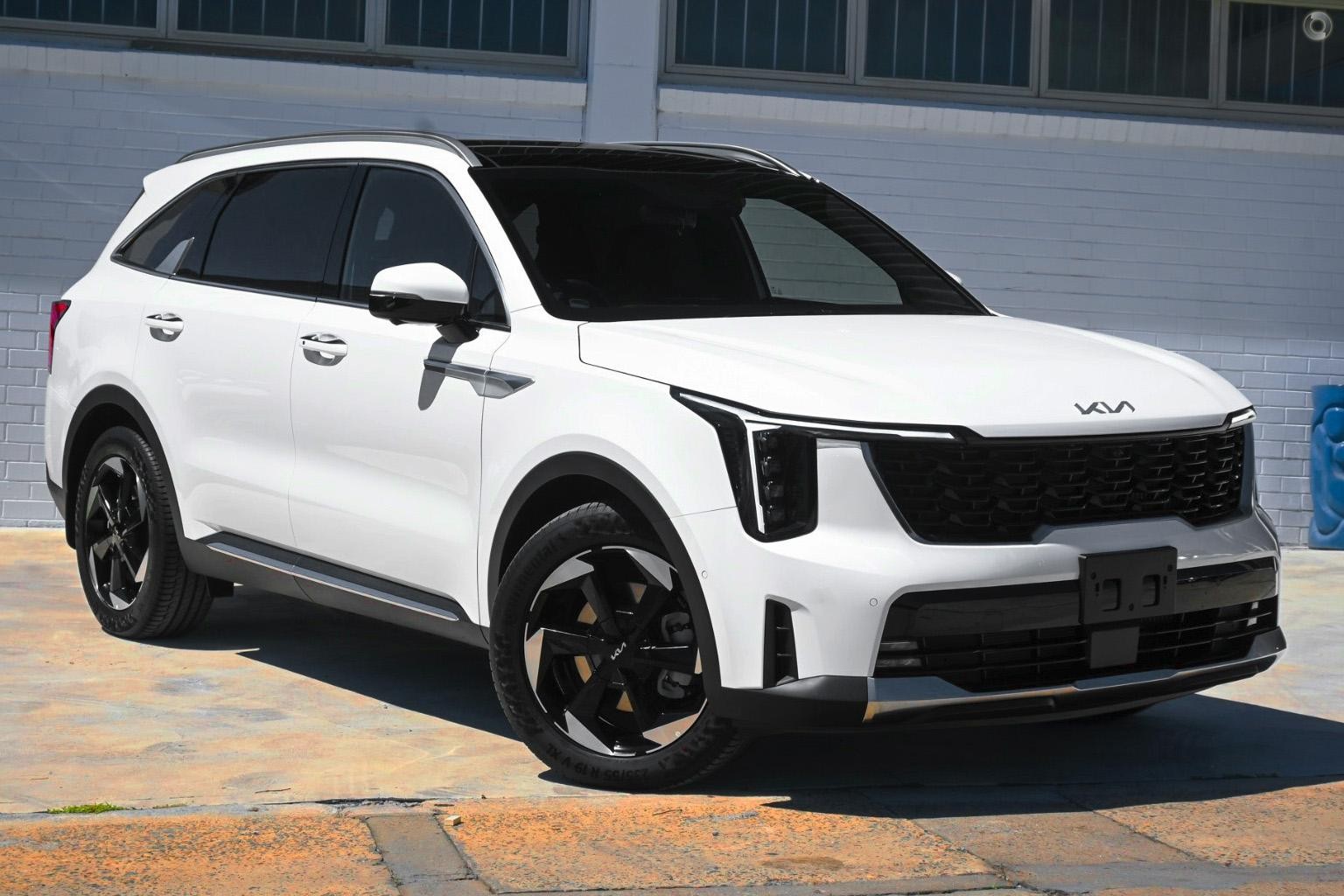 Kia Sorento image 1