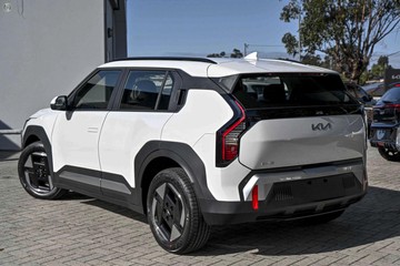 https://dvg-vehicle-assets.s3.amazonaws.com/1081372/paqvex0nzal34bzq72zn5oai.jpg