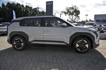 https://dvg-vehicle-assets.s3.amazonaws.com/1081372/yf7rl0o7i3x1864eof67r5wj2.jpg