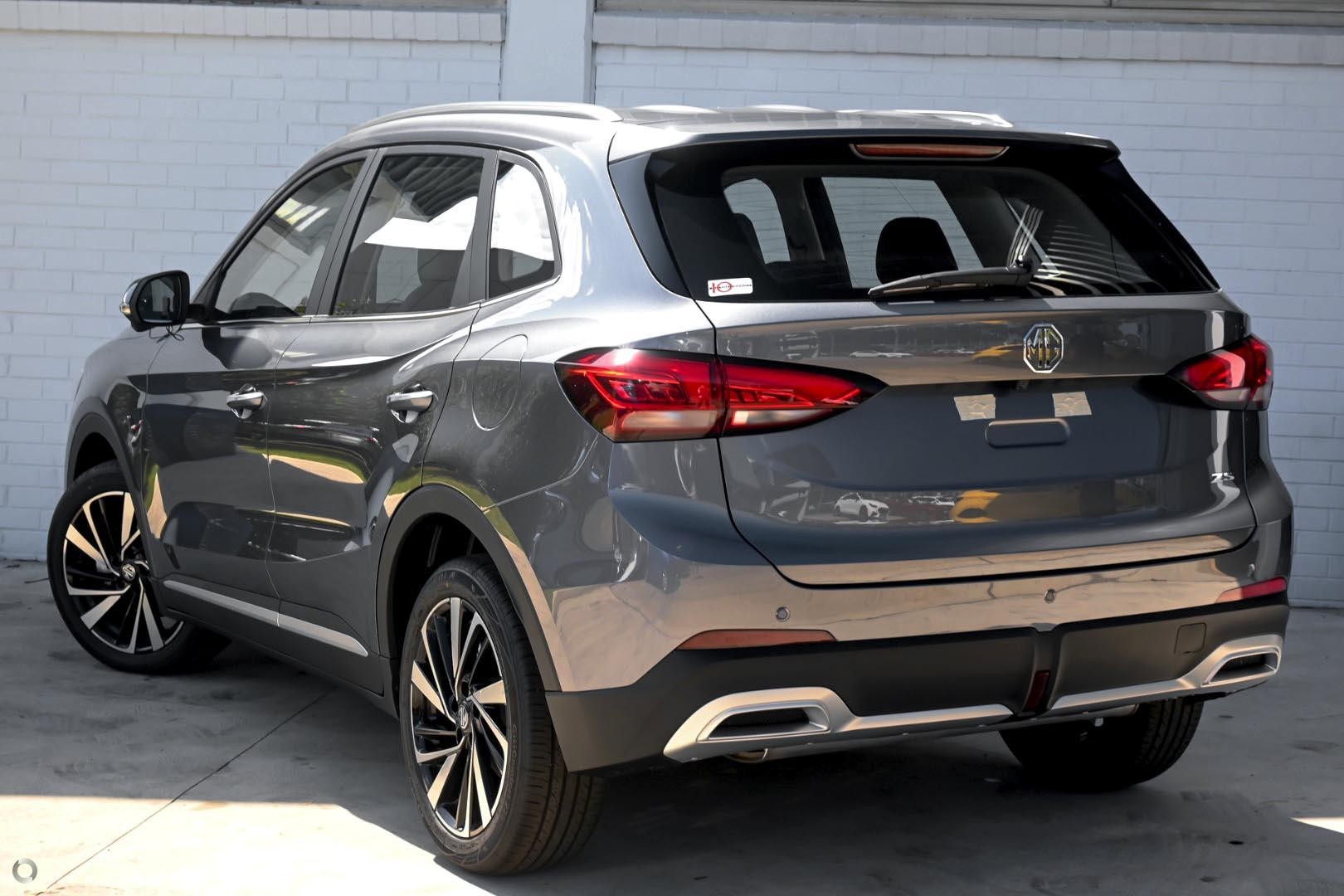 MG Zs image 4