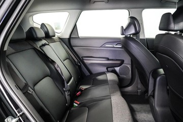 https://dvg-vehicle-assets.s3.amazonaws.com/1089215/4u4d6cbb9eq06z2k80662q31q.jpg