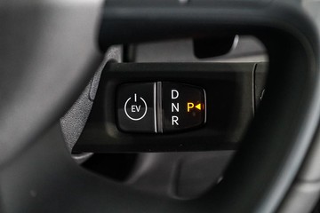 https://dvg-vehicle-assets.s3.amazonaws.com/1089215/5poi91uaaafswmwvre162gdb8.jpg