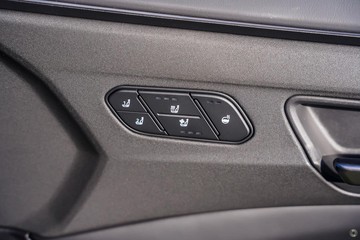 https://dvg-vehicle-assets.s3.amazonaws.com/1095219/fx6s1jcz68i9olzknt21y5qp.jpg