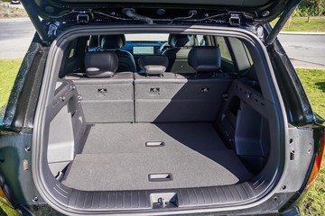 https://dvg-vehicle-assets.s3.amazonaws.com/1095219/kfzajxiqzh96oexkael10r385.jpg