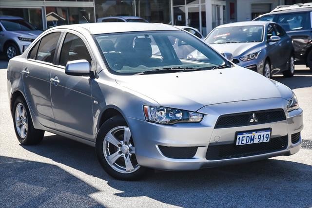 Mitsubishi Lancer image 1