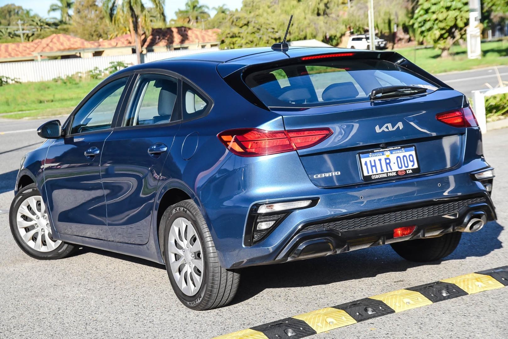 Kia Cerato image 2