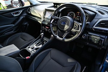 https://dvg-vehicle-assets.s3.amazonaws.com/1102153/5fdd340da566565369003f11234708fc.jpg