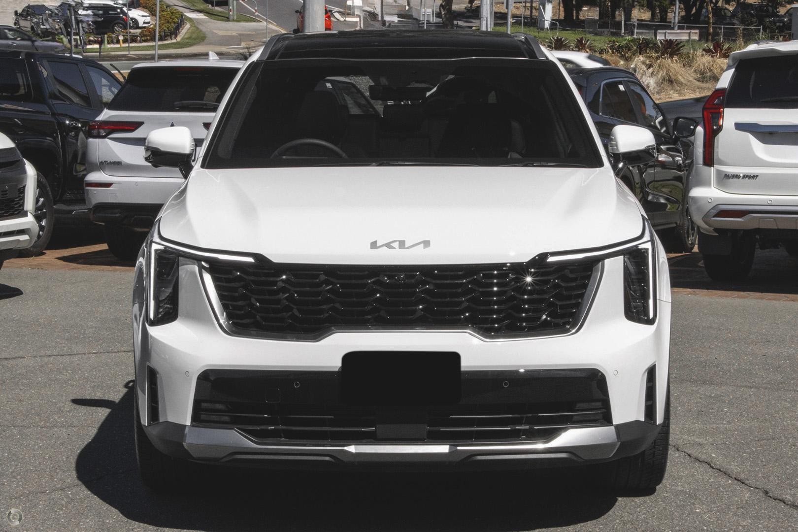 Kia Sorento image 2