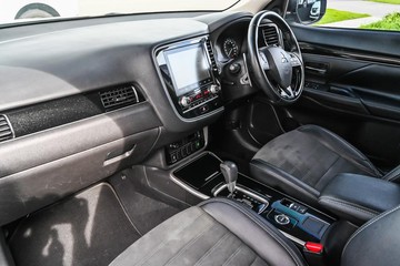 https://dvg-vehicle-assets.s3.amazonaws.com/1102229/08ff9717e3380266e6ce38a9d7997b25.jpg