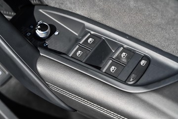 https://dvg-vehicle-assets.s3.amazonaws.com/1102289/4x4hj8464urqgta4bots8anwl.jpg