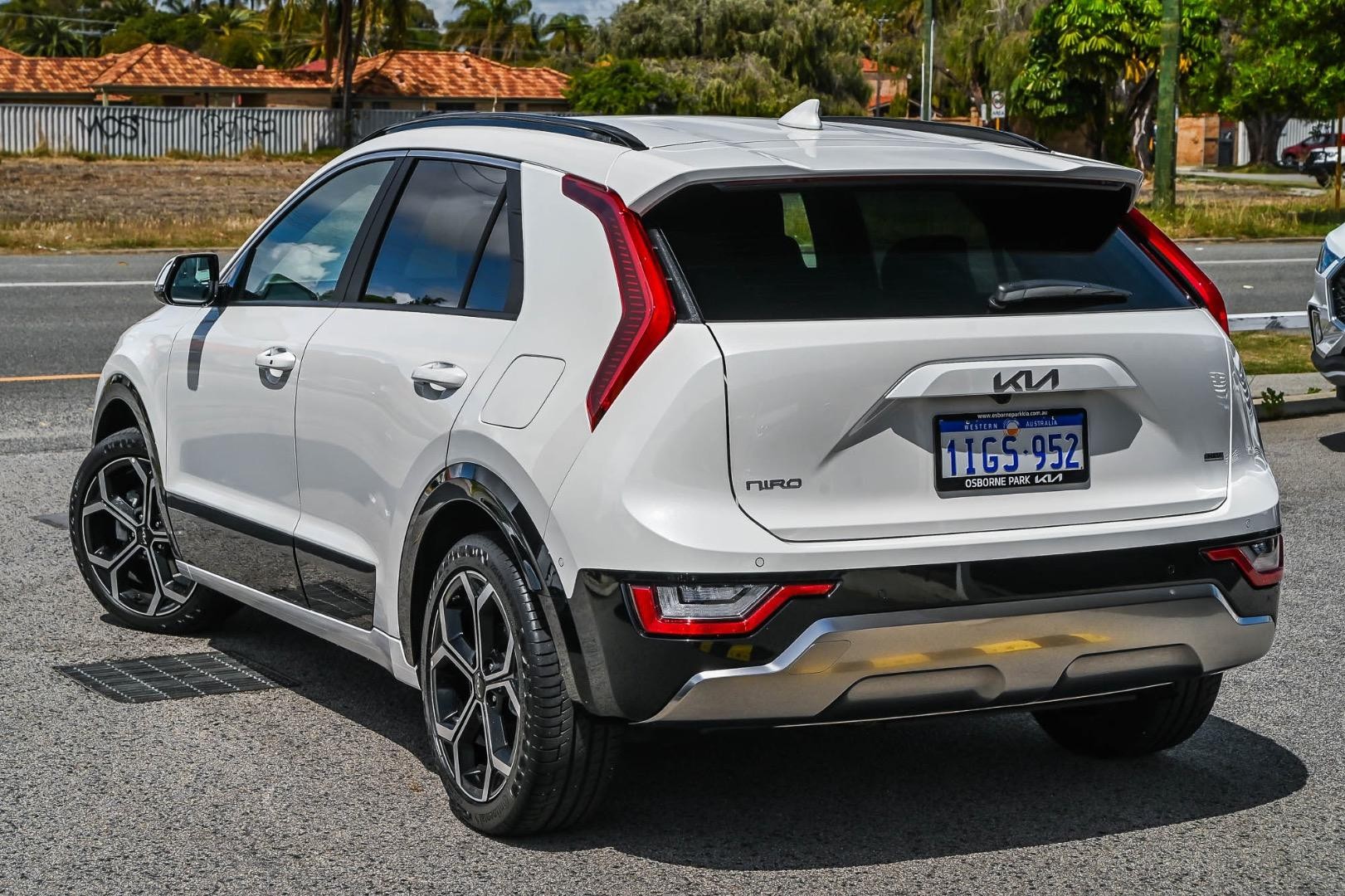 Kia Niro image 2