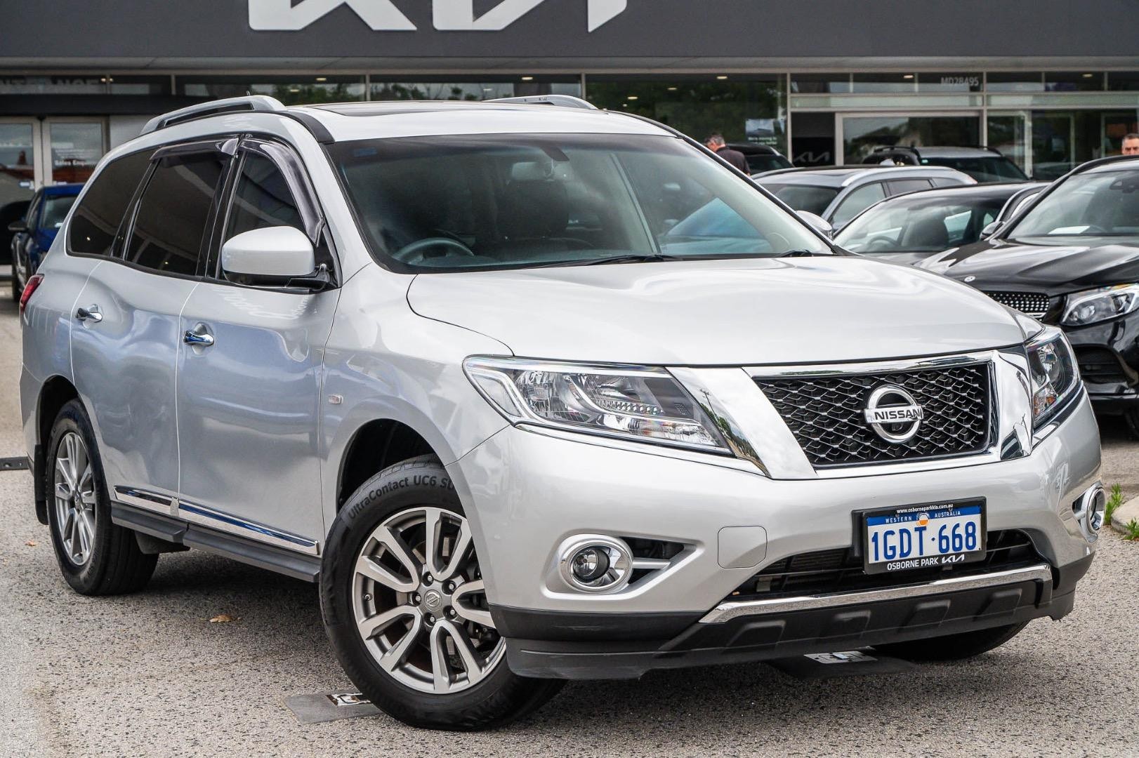 Nissan Pathfinder image 1