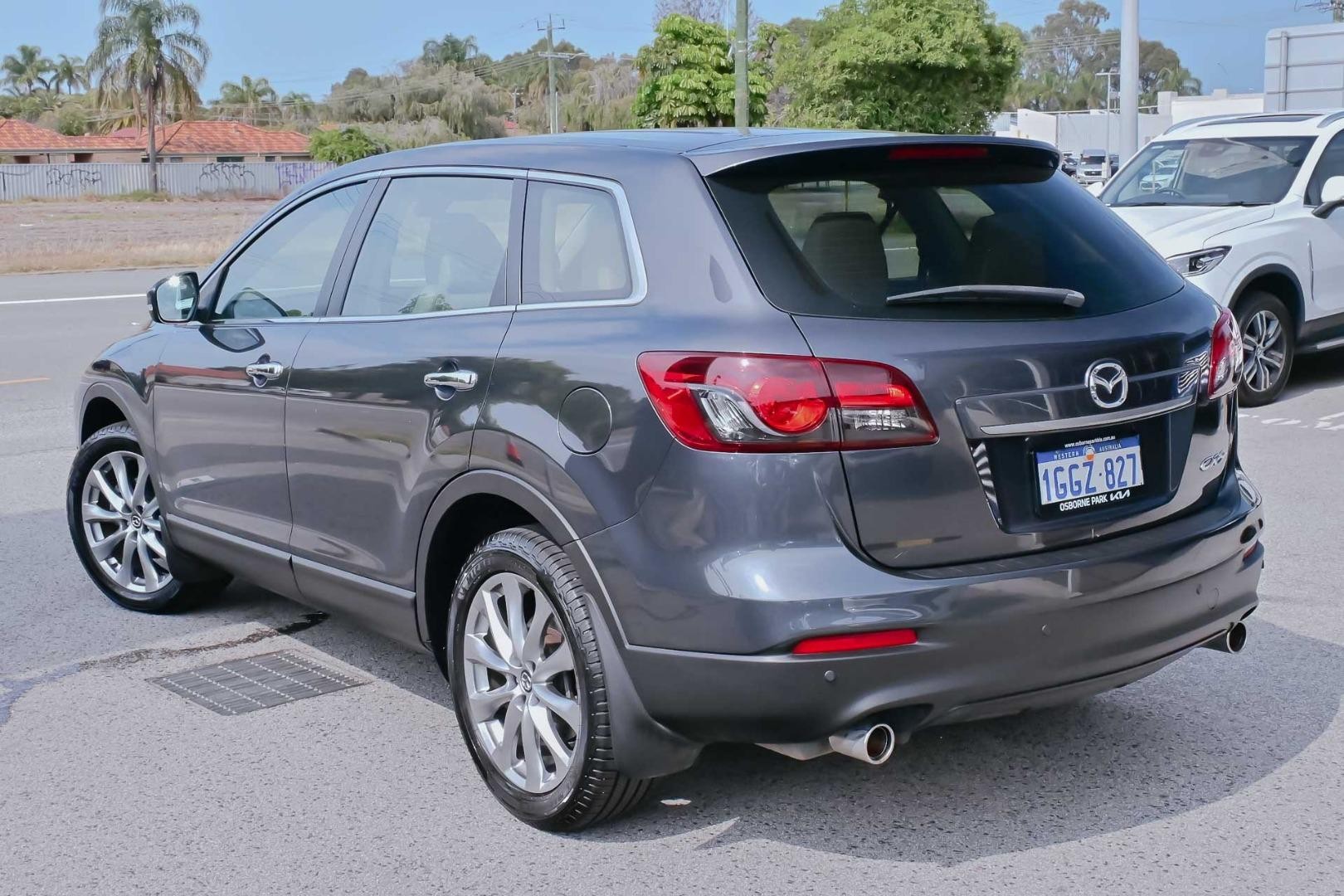 Mazda Cx-9 image 2