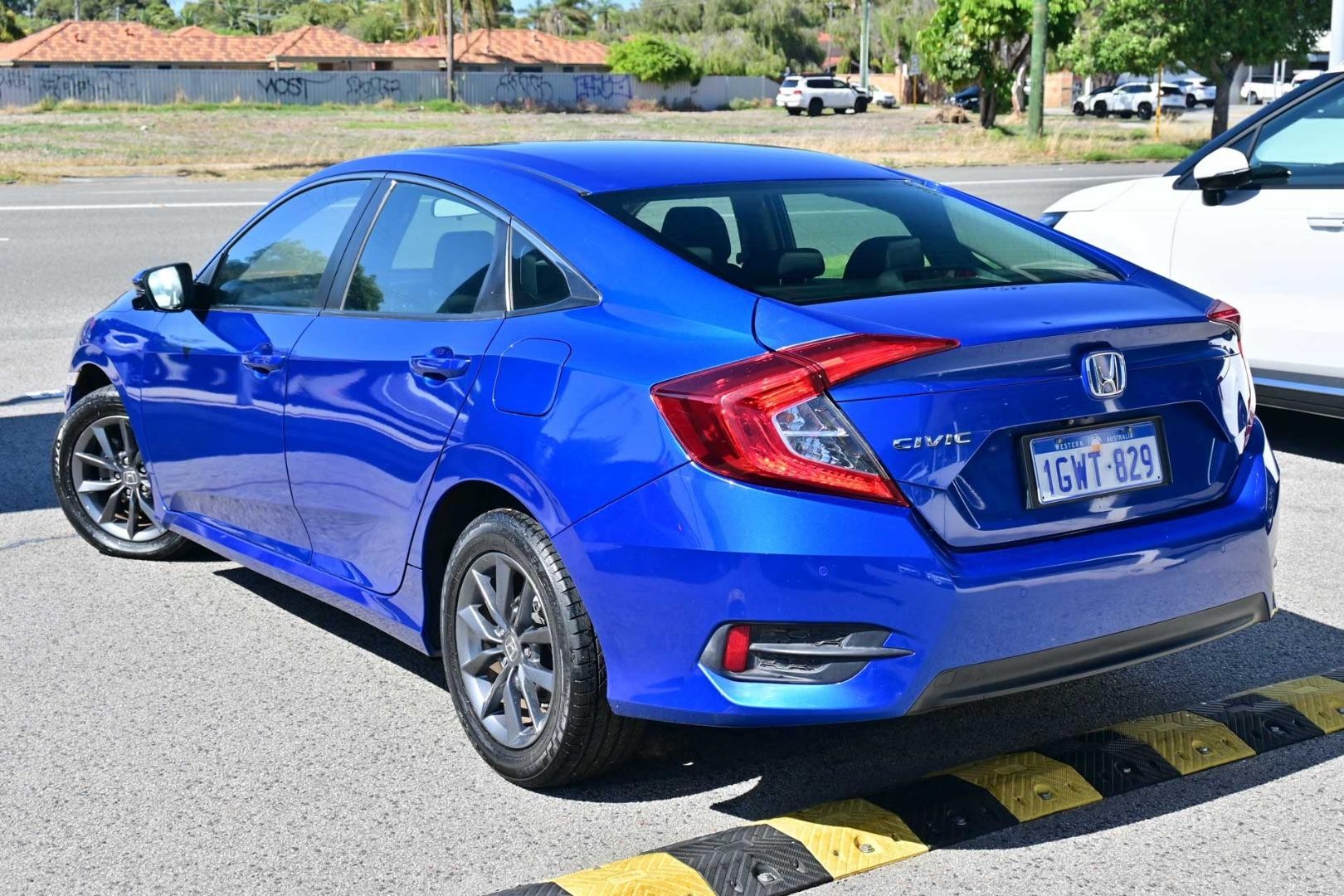 Honda Civic image 2