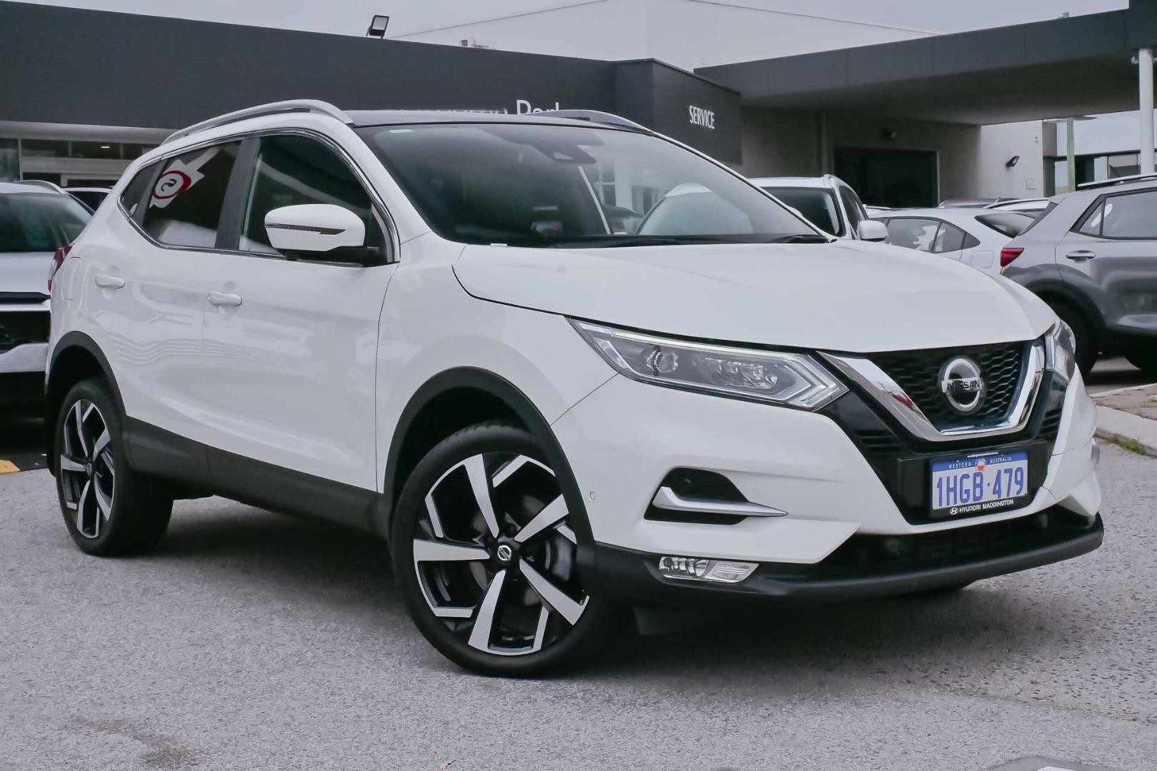 Nissan Qashqai image 1