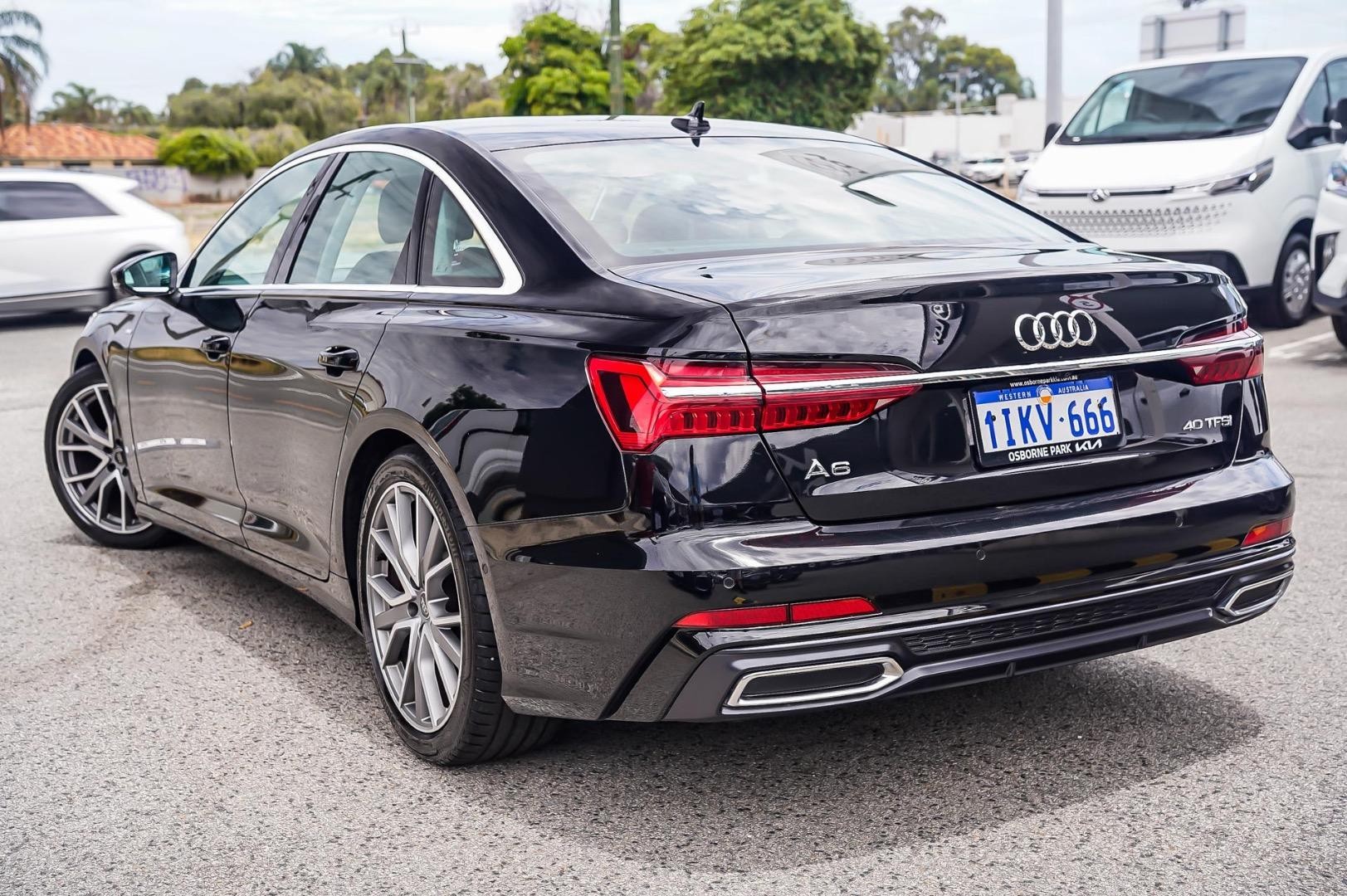 Audi A6 image 2