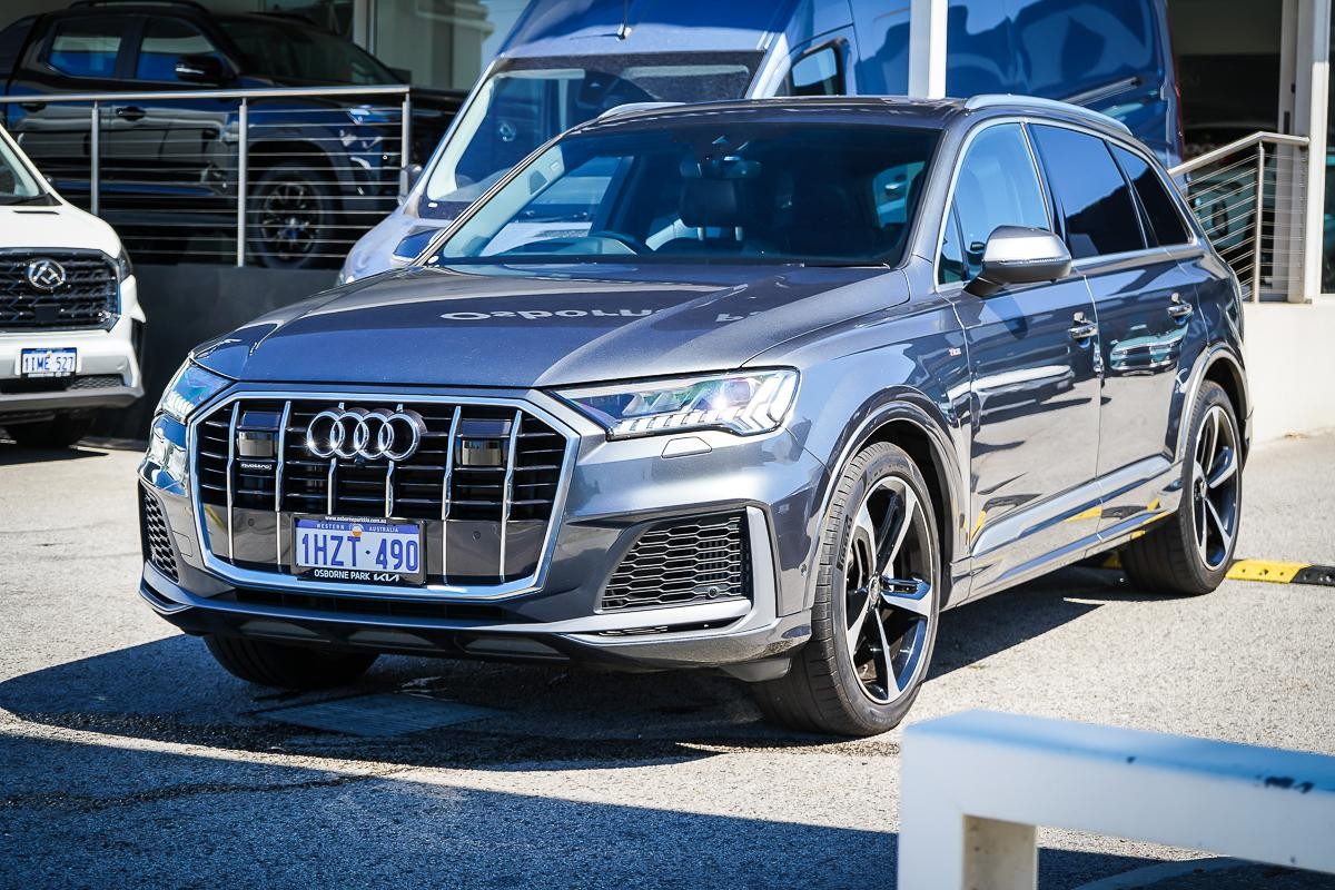 Audi Q7 image 4