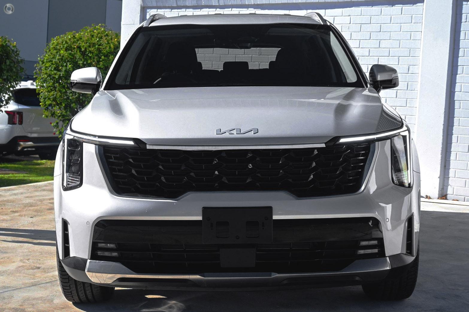 Kia Sorento image 2