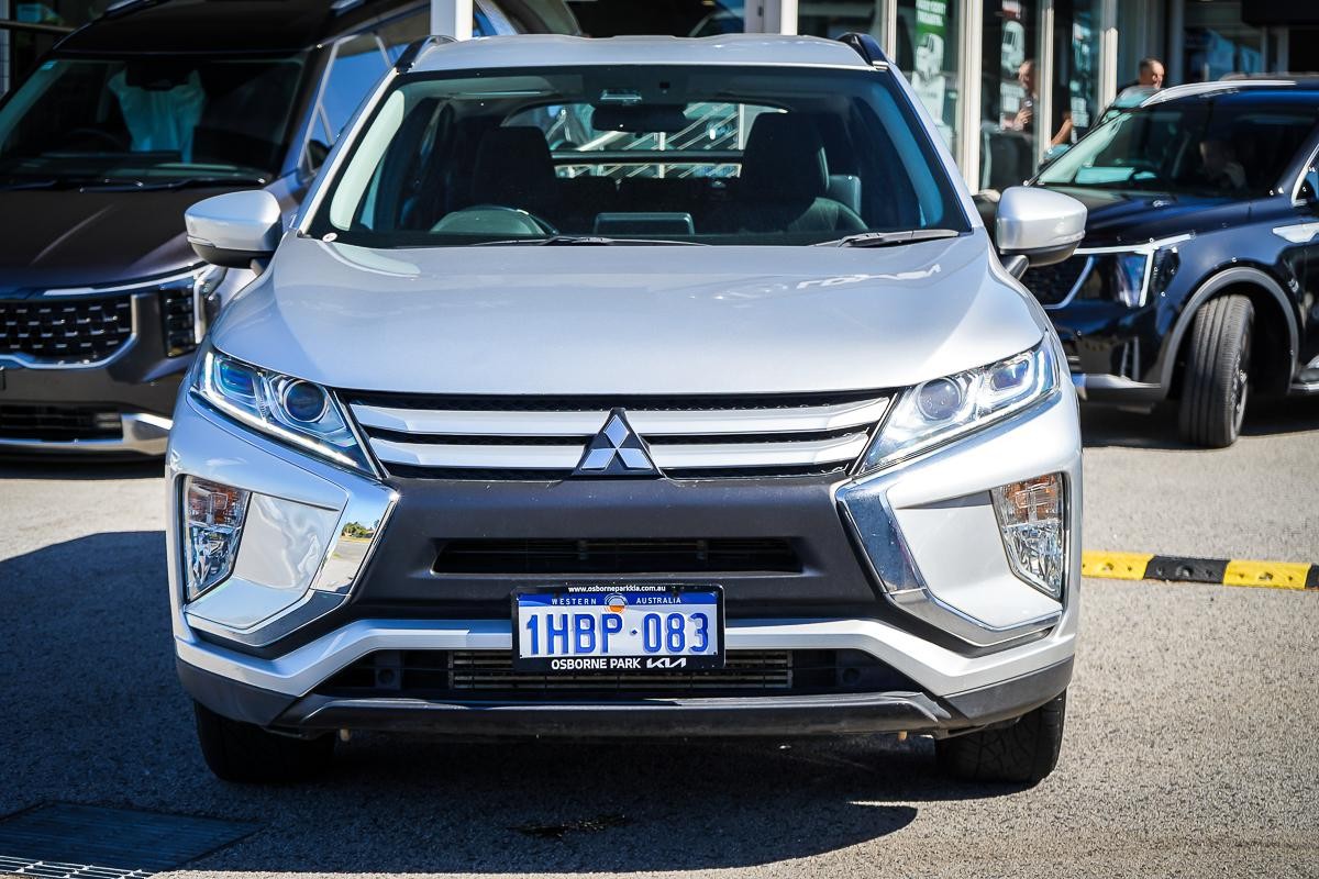 Mitsubishi Eclipse Cross image 4