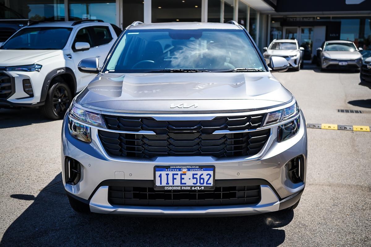 Kia Seltos image 2