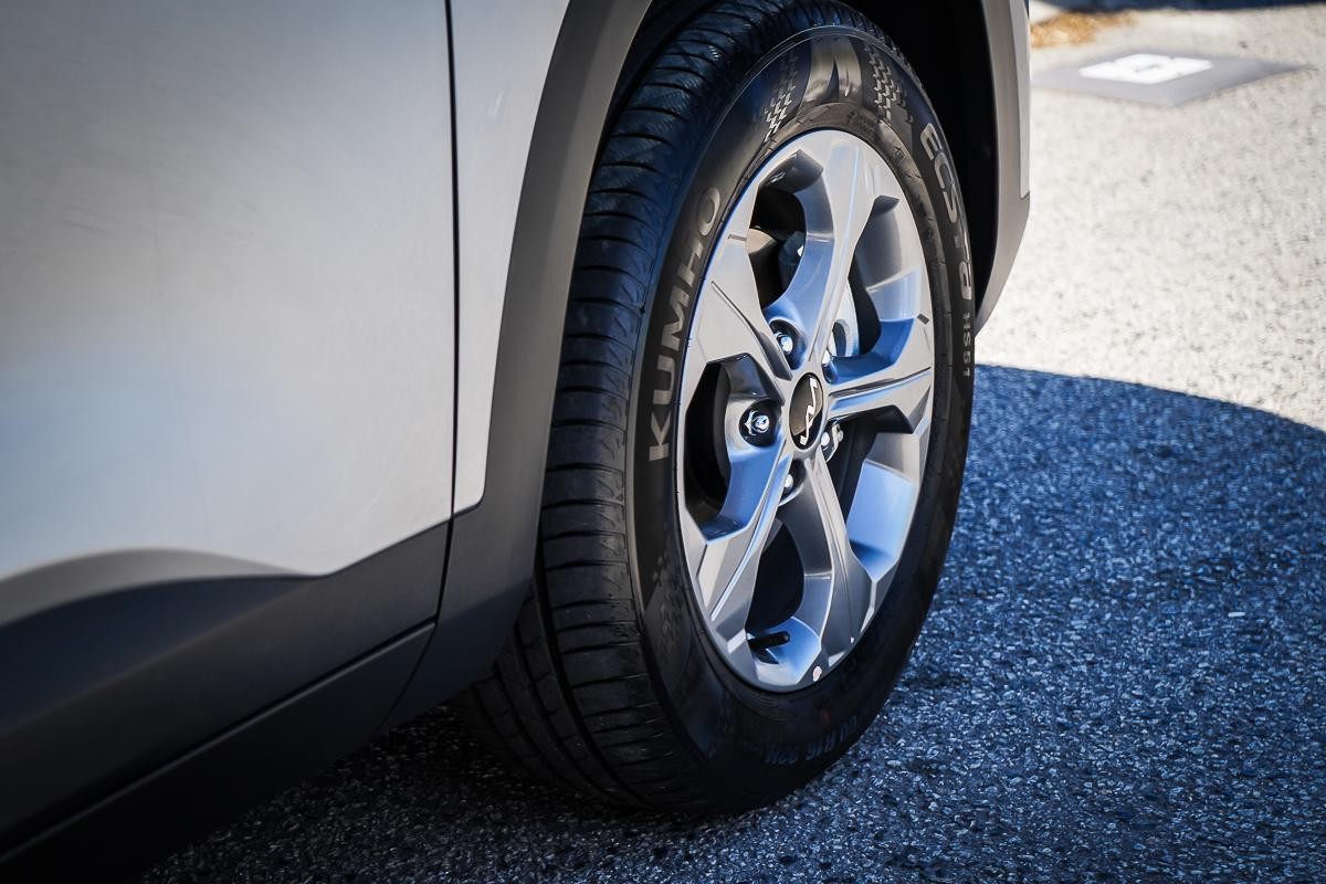 Kia Seltos image 4
