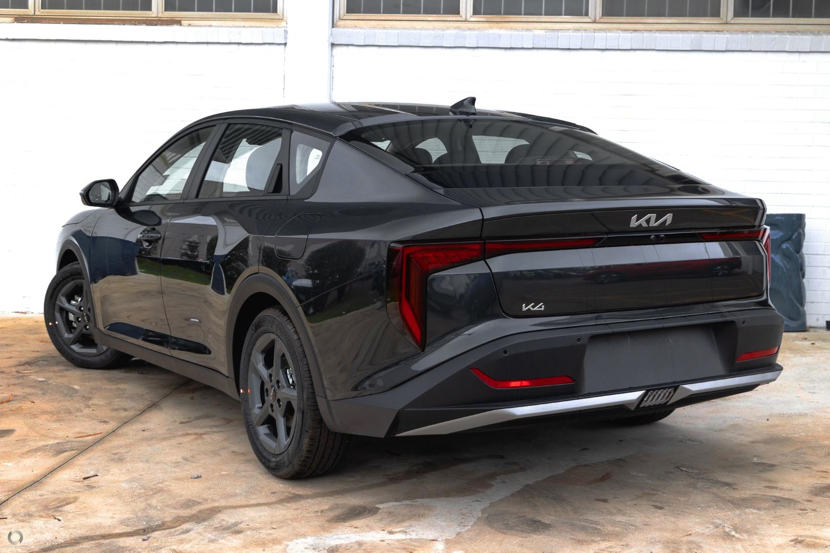 Kia K4 image 4