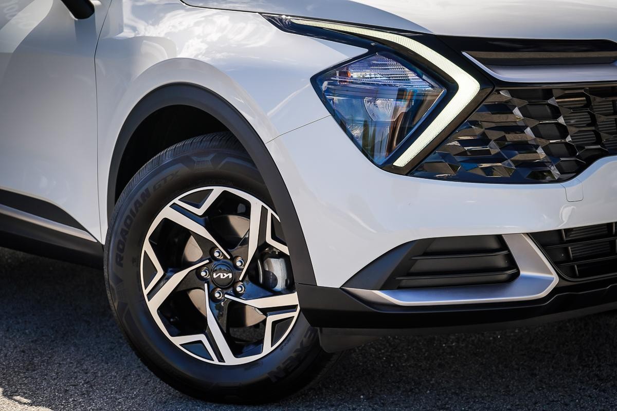 Kia Sportage image 2