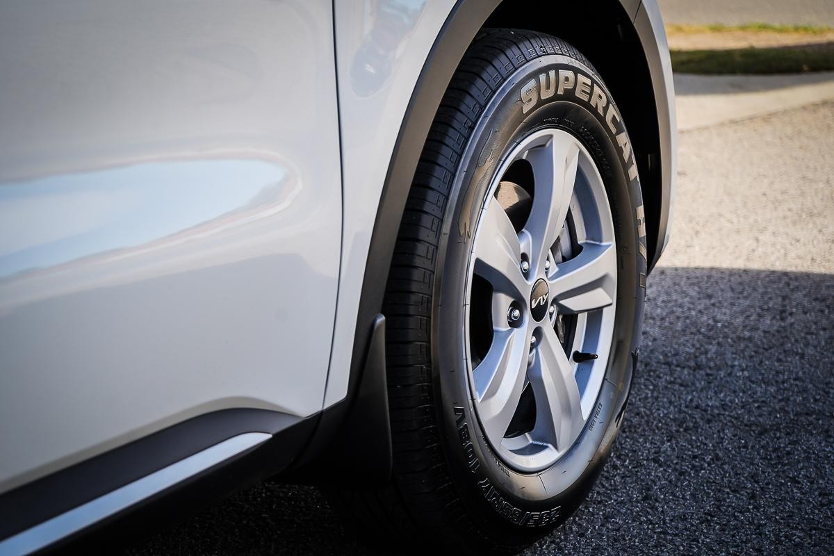 Kia Sorento image 3