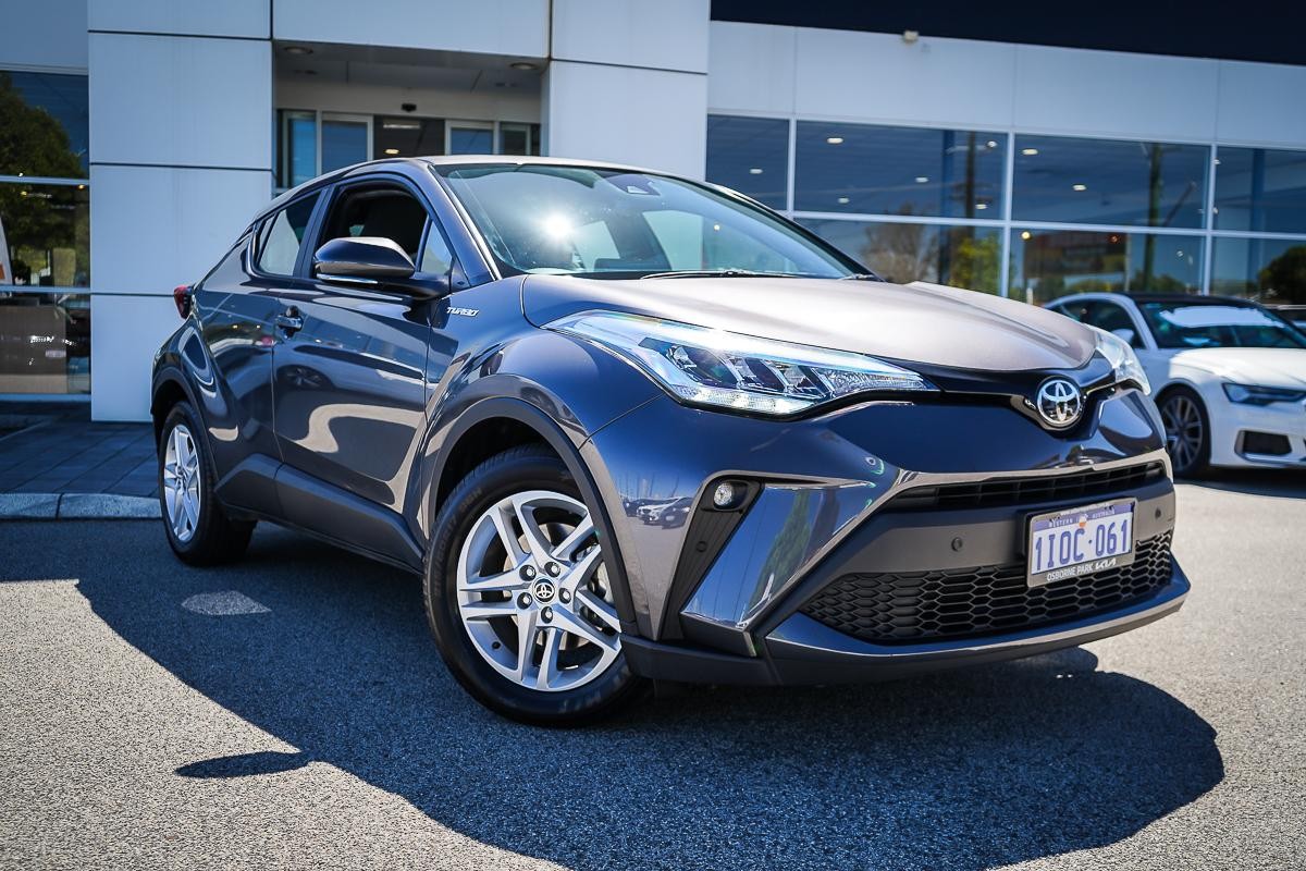 Toyota C-hr image 1