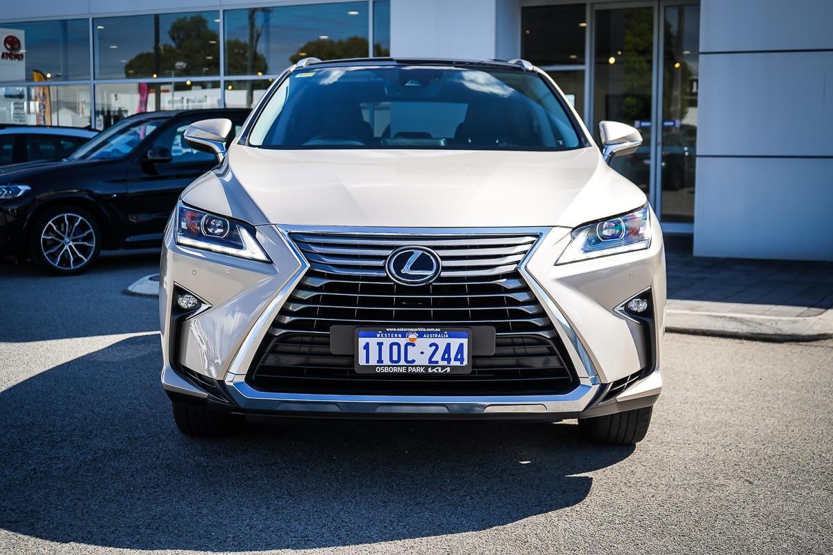 Lexus Rx image 3