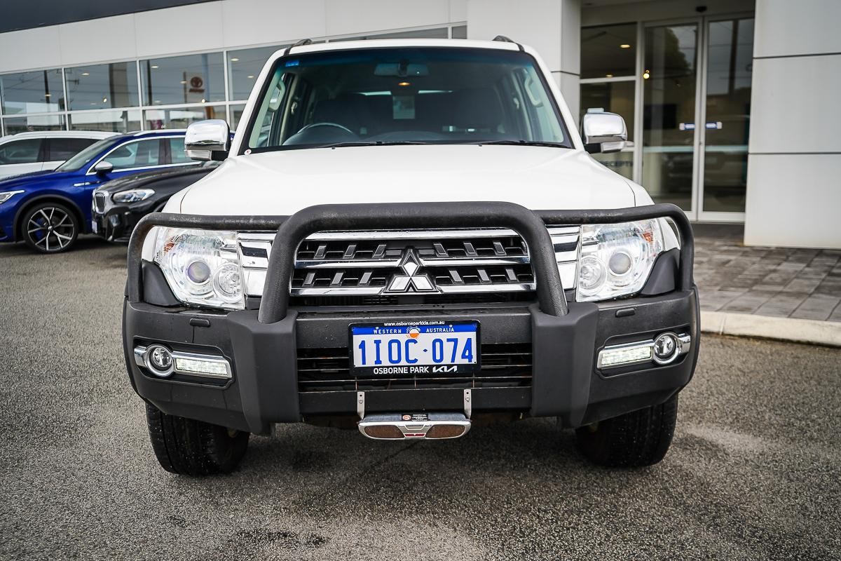 Mitsubishi Pajero image 4