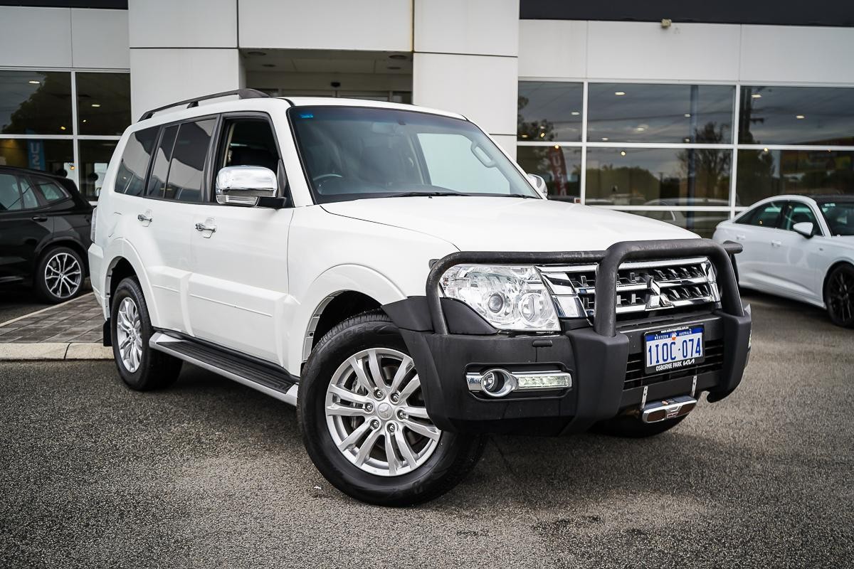 Mitsubishi Pajero image 1