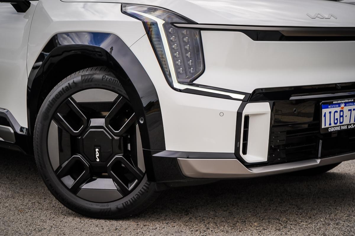 Kia Ev9 image 2