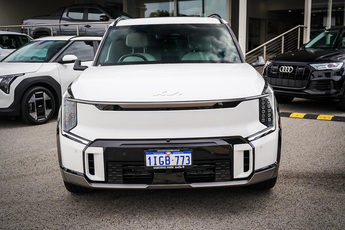 Kia Ev9 image 4