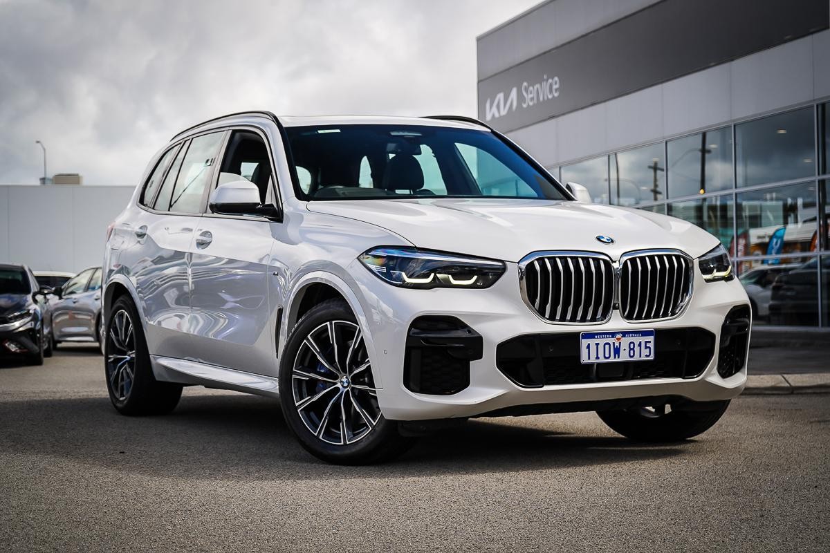 BMW X5 image 1
