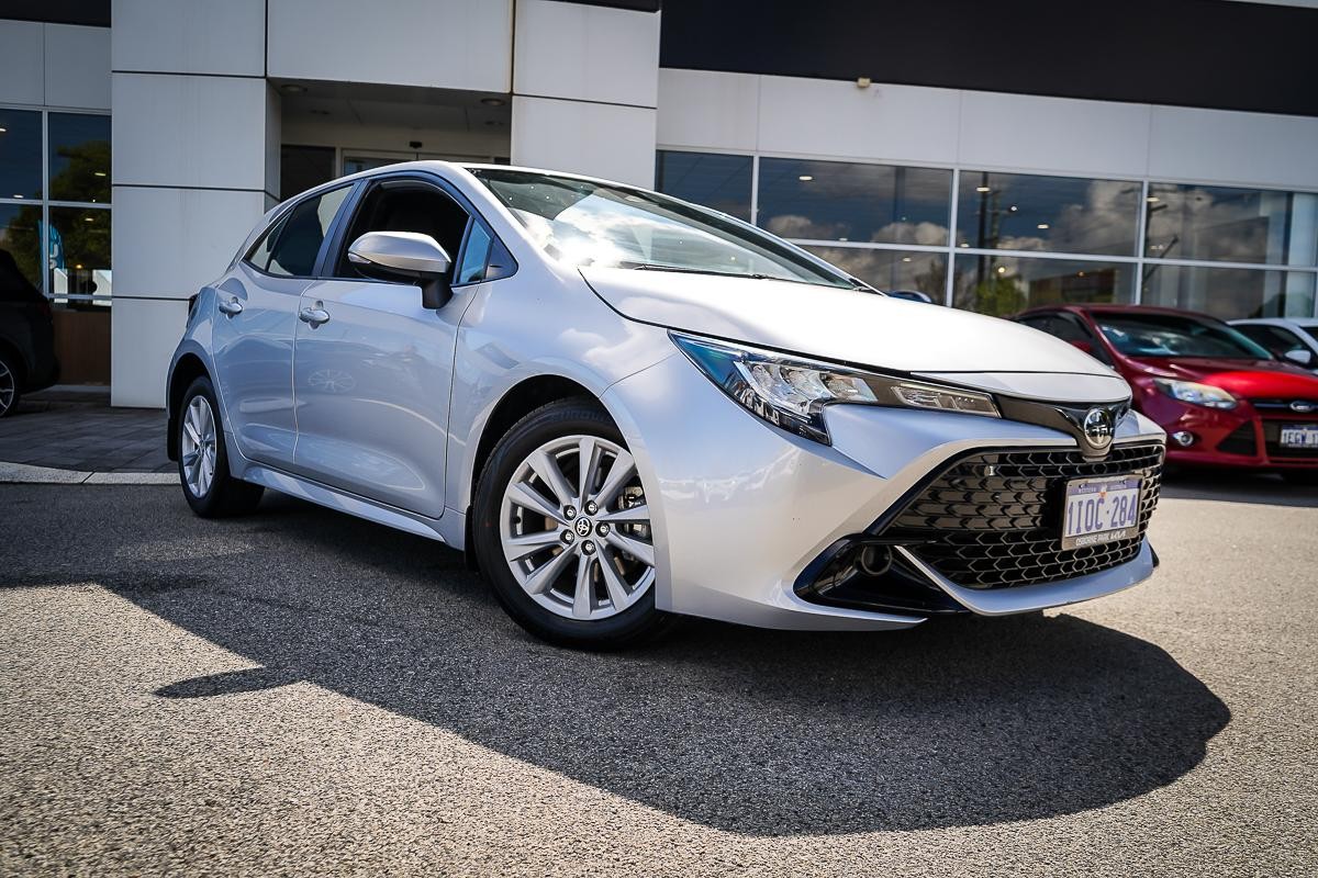 Toyota Corolla image 1