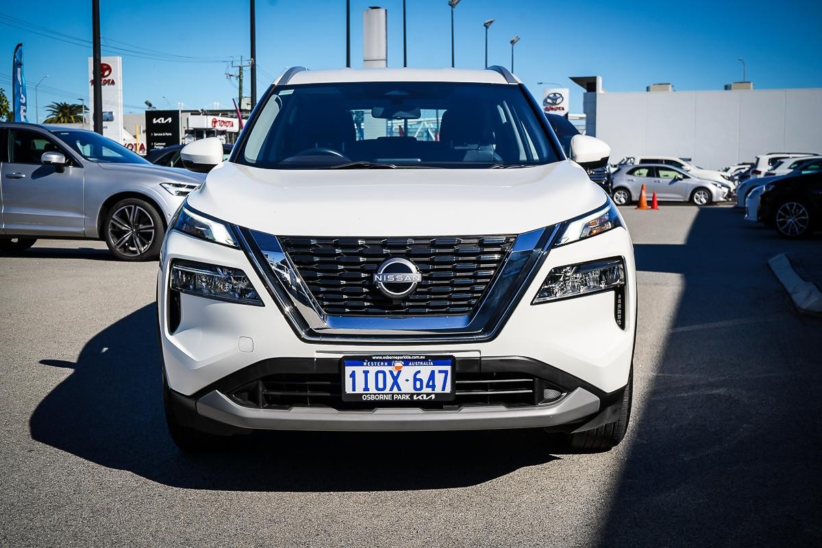 Nissan X-trail image 2