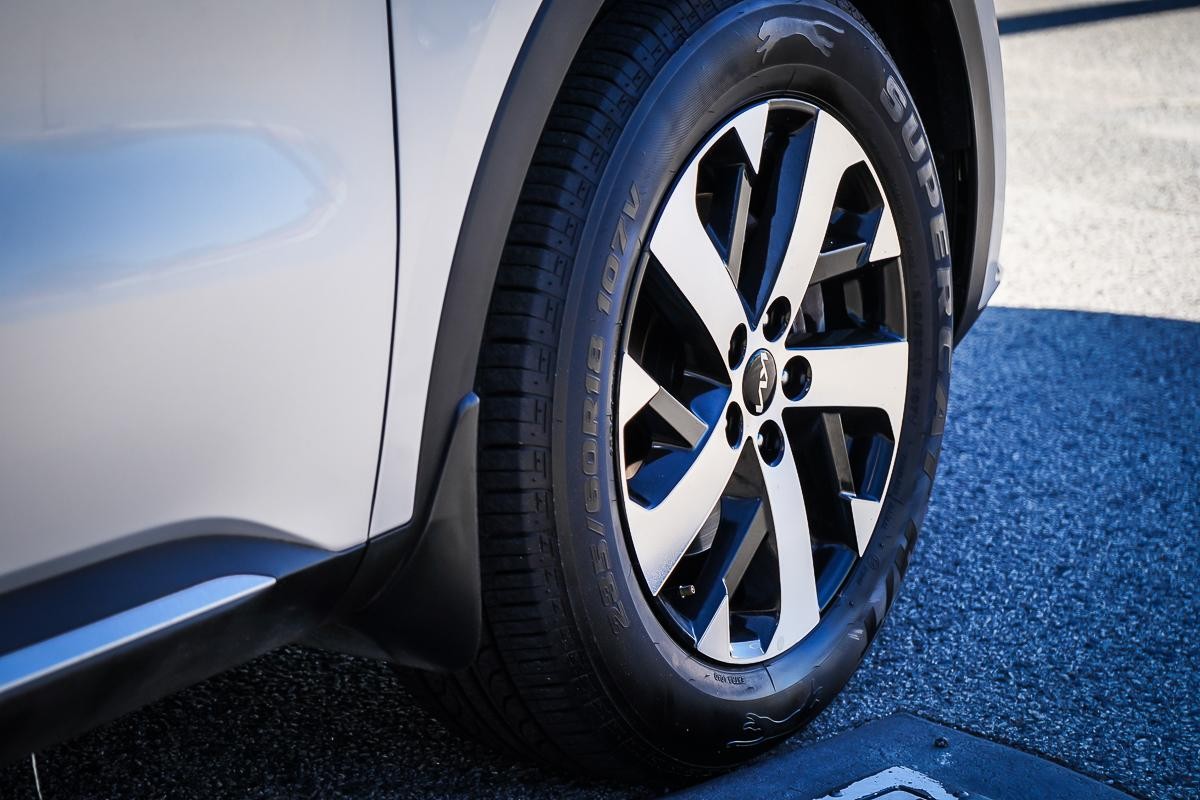 Kia Sorento image 3