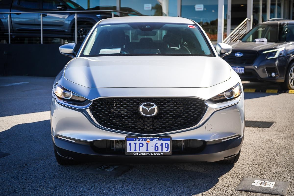 Mazda Cx-30 image 3