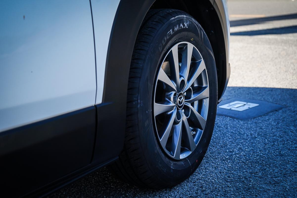 Mazda Cx-30 image 3