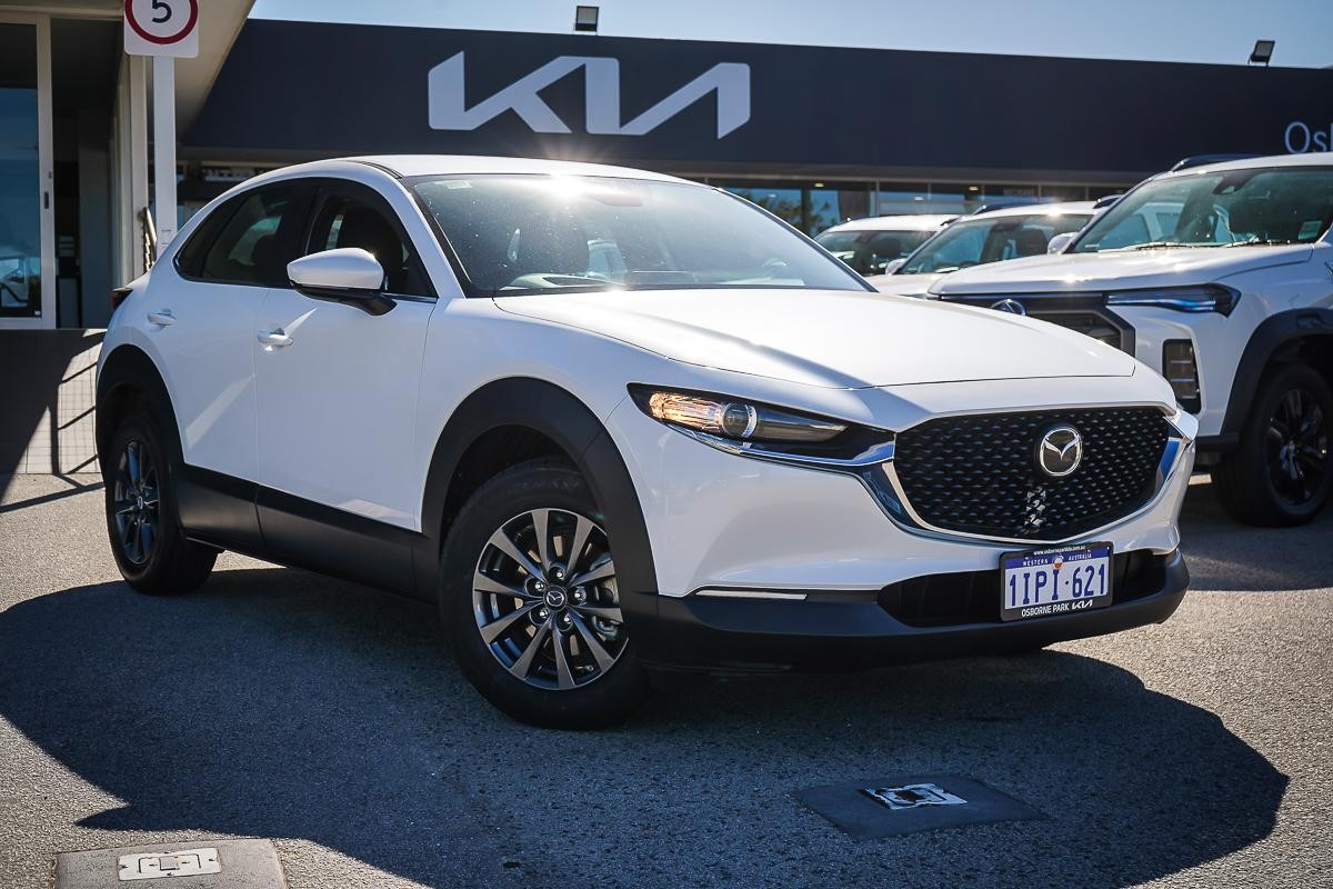 Mazda Cx-30 image 1